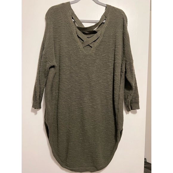 Express Sweater! - Picture 2 of 4